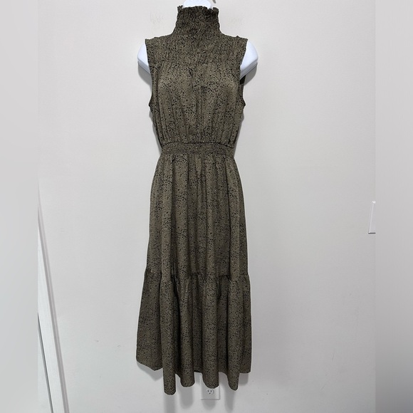 THML Smocked Neck Animal Print MIDI Dress - Picture 3 of 8